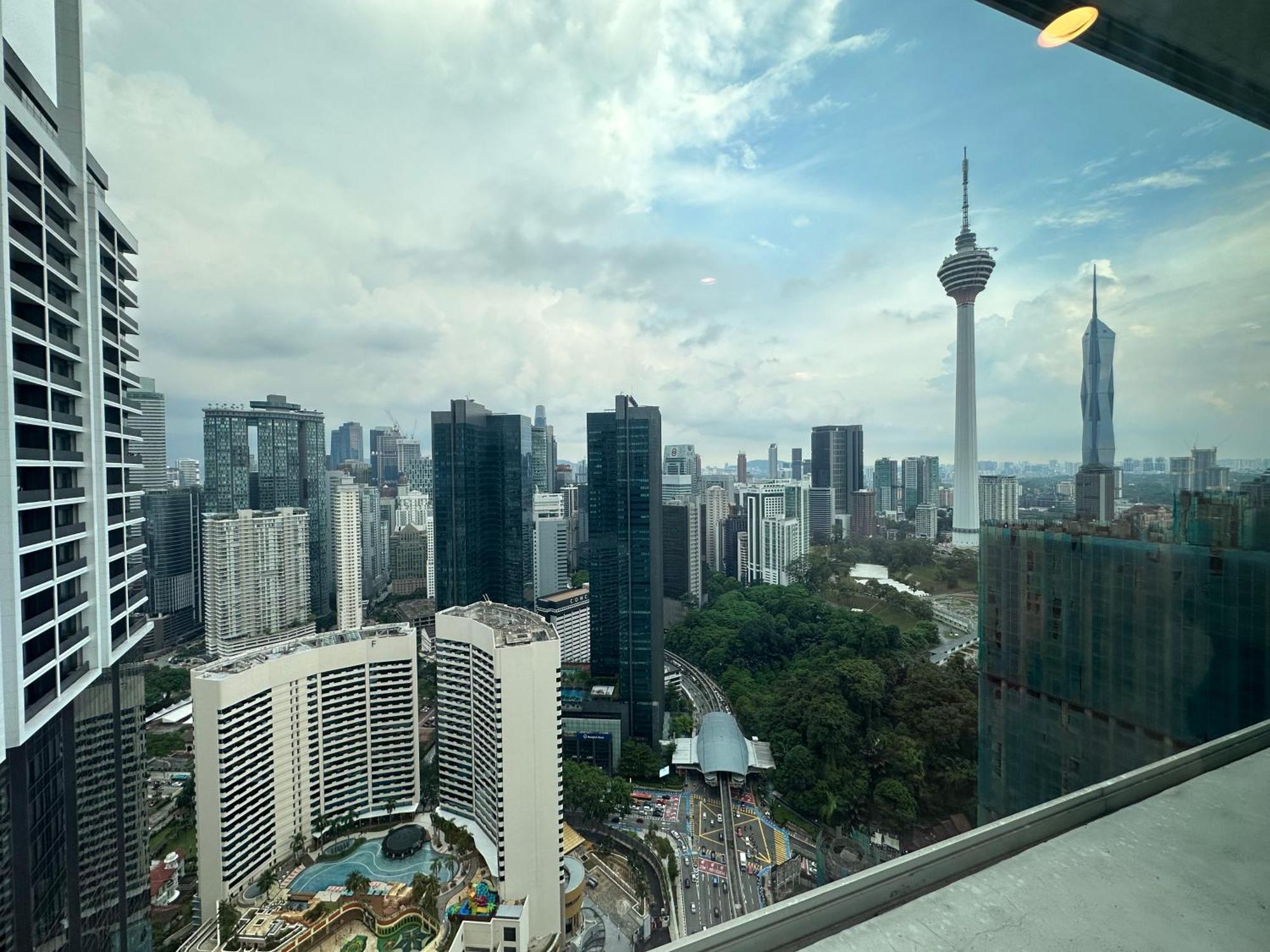 Platinum Klcc By Rainbow Suites Kuala Lumpur Extérieur photo